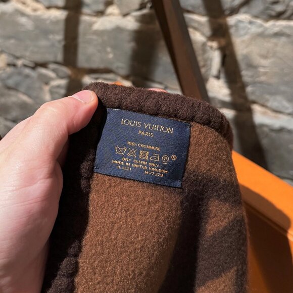 Louis Vuitton Brown Cashmere Exploded Monogram Sweet Dreams Scarf - Picture 3 of 11